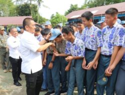 Motivasi Pelajar: Bupati Irwan Ingatkan Jauhi Narkoba, Rokok, dan Tawuran