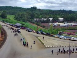 Ratusan Massa Korban Tumpahan Minyak PT Vale Gelar Aksi Solidaritas di Enggano