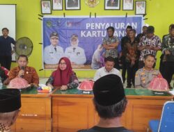 Pemkab Luwu Timur Tekankan Transparansi dan Ketepatan Data saat Penyaluran Kartu Lansia di Wotu