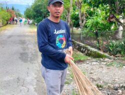 Jelang Penilaian Lomba Desa, Kades Wonorejo Timur Pimpin Gotong Royong di Desanya