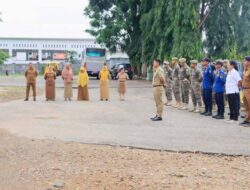 Pimpin Apel di Kantor Camat Wasuponda, Bupati Irwan Tekankan Disiplin dan Pelayanan Publik