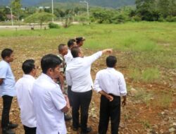 Bupati IBAS Tinjau Lahan Pembangunan KDMP dan Renovasi Gedung Simpurusiang ‎