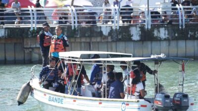 Lomba Perahu Naga, Bupati Irwan : Ajang Lestarikan Olahraga Tradisional