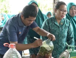 Olah Limbah Dapur Jadi Bernilai, TP PKK Lutim Gelar Sosialisasi Eco-Enzyme 46 menit laluoleheditor1-381 views