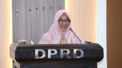 Wabup Puspawati Sampaikan Jawaban Bupati Atas Pemandangan Umum 5 Fraksi Terkait Ranperda APBD 2027